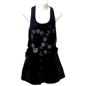 Truely Madly Deeply Women’s Razorback Heart Flower Graphic Tank Top XS